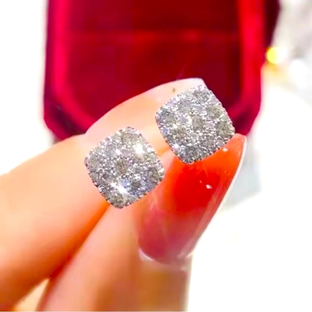 Silver Stud Earrings- CZ NIP